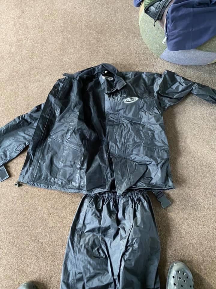Waterproof jacket and trousers 2 pair
