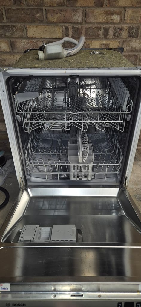 Integrated Dishwasher