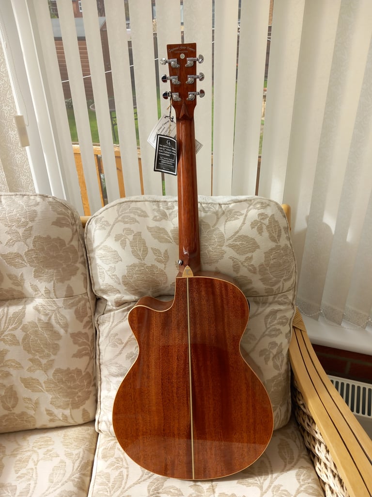 Unused Tanglewood TW4CE SB Electro Acoustic Super Folk Guitar 