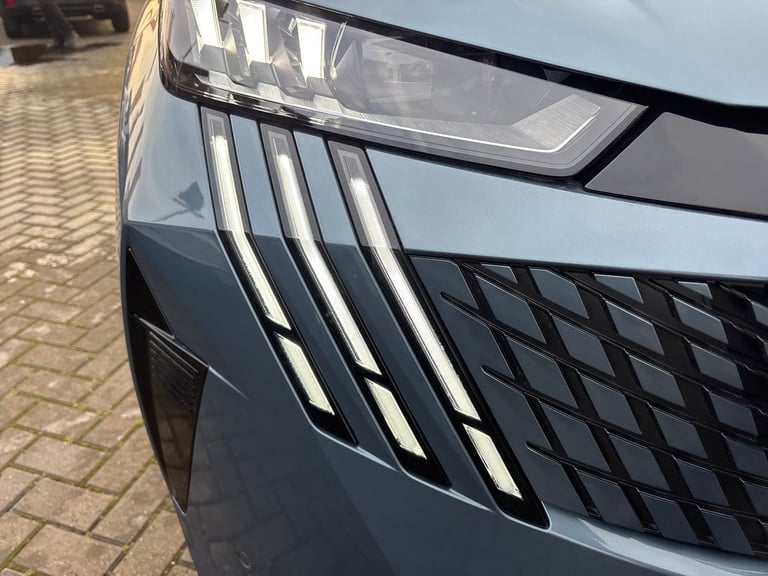  Peugeot E 5008 73kwh Gt Suv 5dr Electric Auto 210 ps Electric