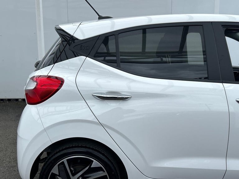 2024 Hyundai i10 1.0 Premium Hatchback 5dr Petrol Auto Euro 6 (s/s) (63 ps) Hatchback PETROL Auto...