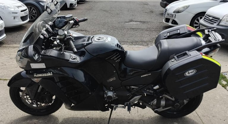 2012 12 KAWASAKI GTR1400 ZG 1400 CCF GTR 1400 HIGH SPEC GRAND TOURER FSH NEW MOT