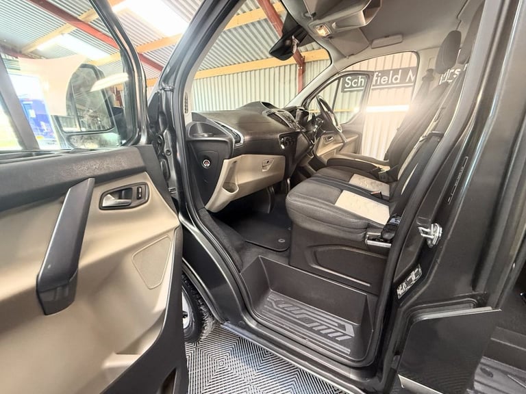 2017 Ford Transit Custom 2.0 TDCi 310 Limited Crew Cab Van 5dr Diesel Manual L1 H1 (163 g/km, 128...