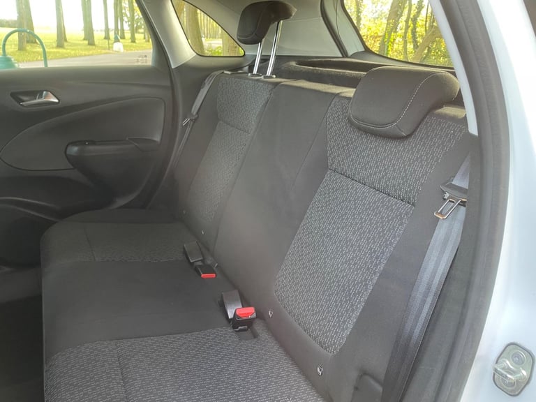 2018 Vauxhall Crossland X 1.2 SE Euro 6 5dr HATCHBACK Petrol Manual