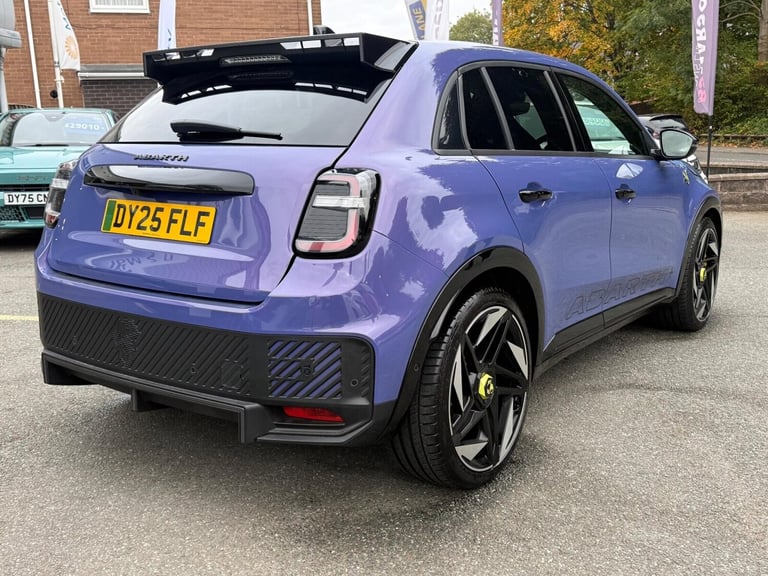 2025 Abarth 600e 54kWh Scorpionissima SUV 5dr Electric Auto (280 ps) Hatchback Electric Automatic