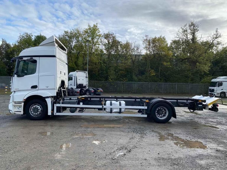 MERCEDES ACTROS 1824 *EURO 6* 4X2 DEMOUNT CHASSIS CAB 2018 - BV67 OUK