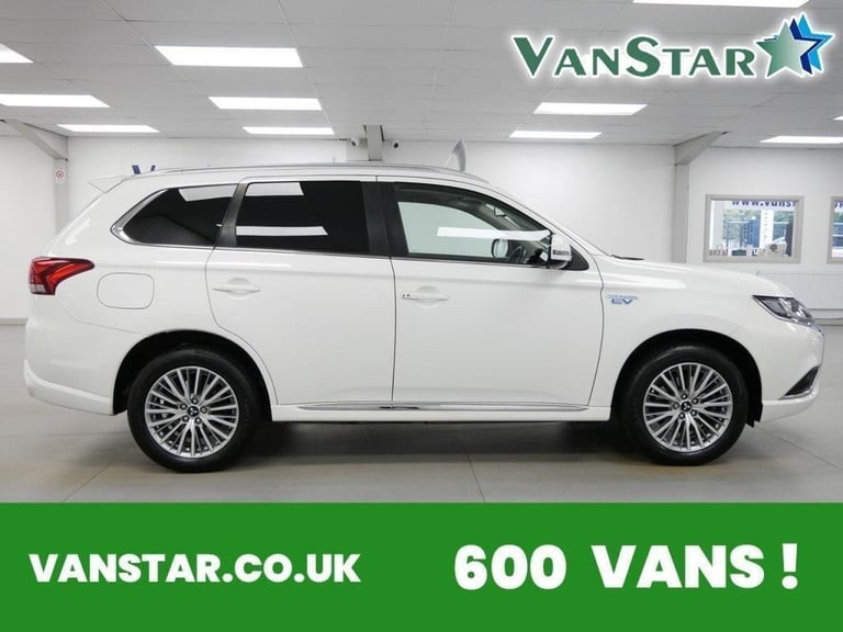 70 MITSUBISHI OUTLANDER 2.4 PHEV REFLEX PLUS COMMERCIAL 4WD AUTOMATIC