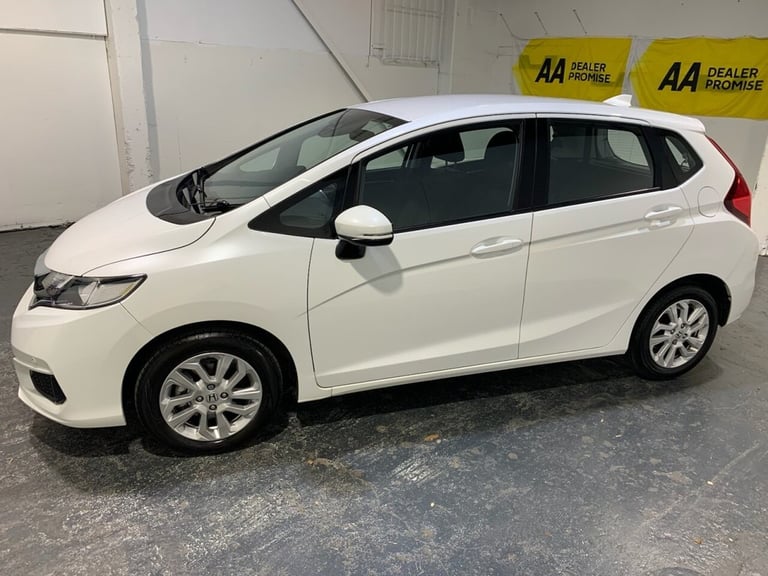 2018 18 HONDA JAZZ 1.3 I-VTEC SE NAVI HATCHBACK 5DR PETROL MANUAL EURO 6 (S/S) (