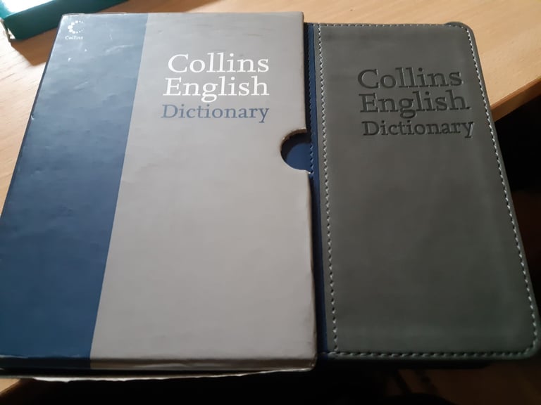 Collins english dictionary brand new 📘🔖