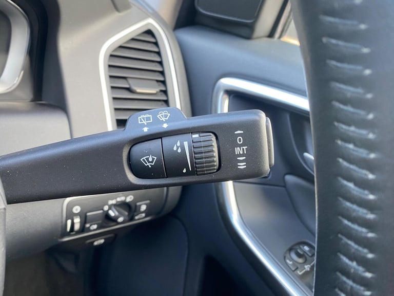 2016 Volvo XC60 2.0 D4 SE Lux Nav Auto Euro 6 (s/s) 5dr ESTATE Diesel Automatic