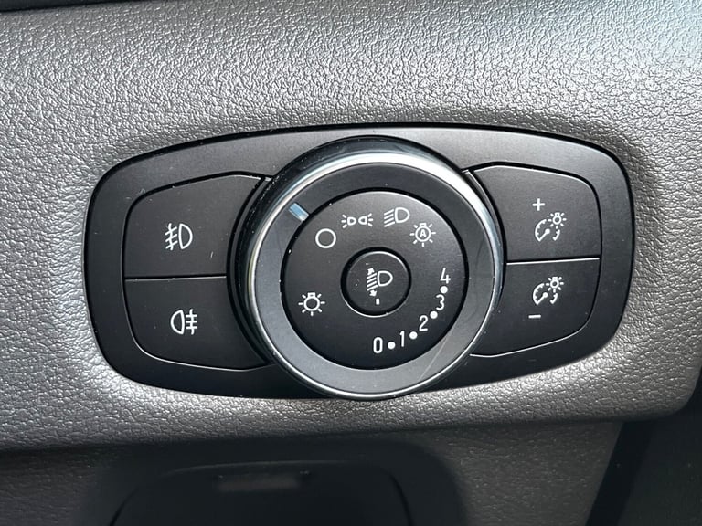 2023 Ford Tourneo Custom 320 ZETEC ECOBLUE MPV Diesel Automatic