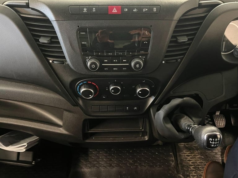 2023 Iveco Daily 2.3 Chassis Cab 3450 WB CHASSIS CAB DIESEL Manual