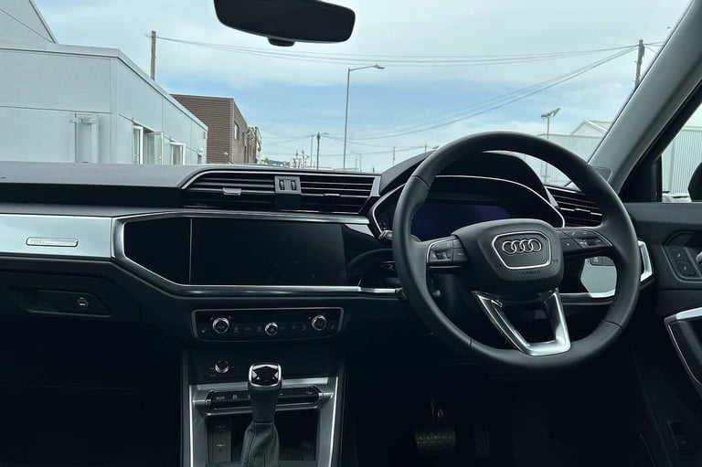 2025 Audi Q3 35 TFSI Sport 5dr S Tronic SUV Petrol Automatic