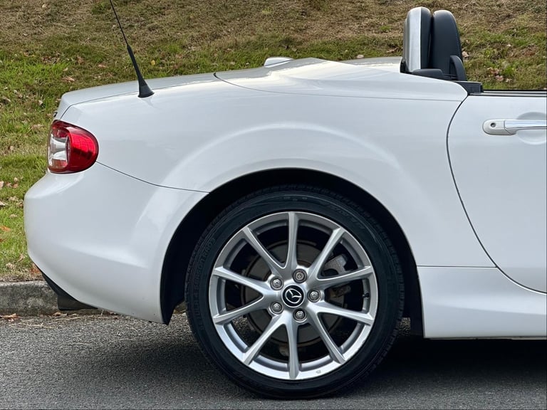 2013 Mazda MX5 2.0 Roadster Sport Tech - Lovely Example
