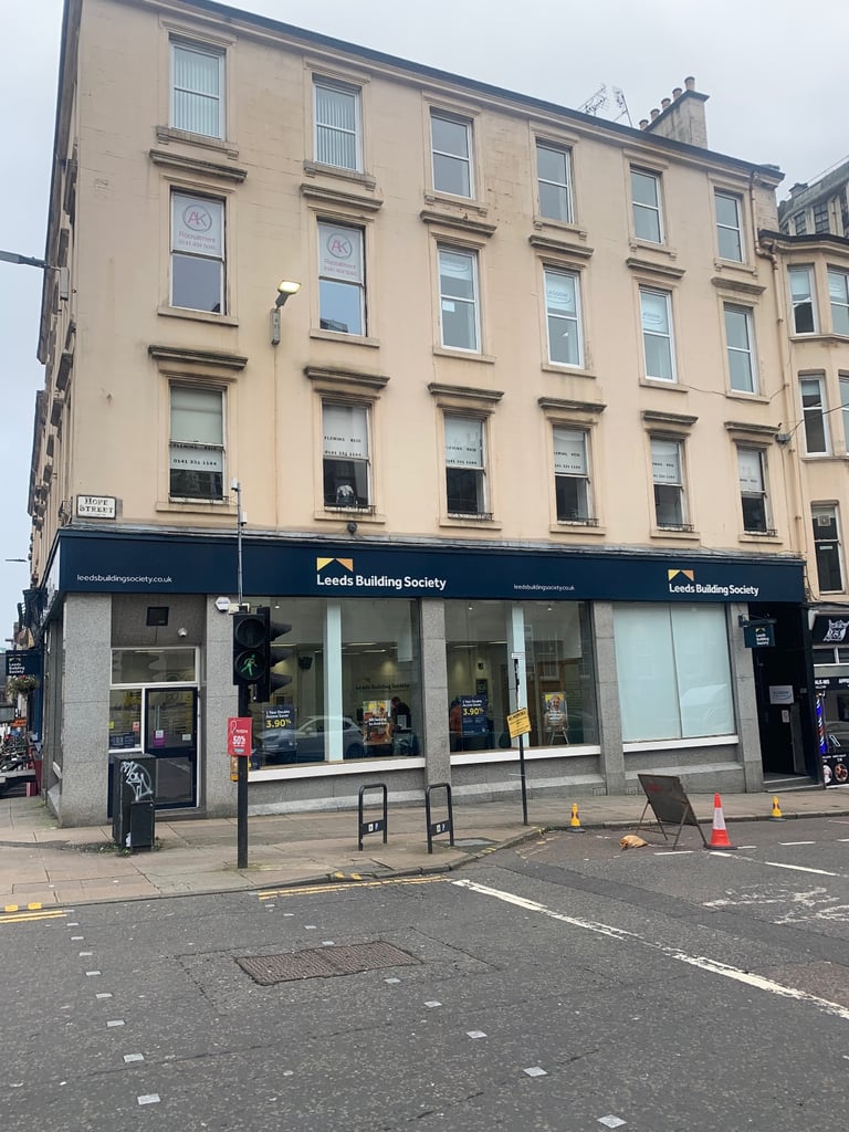 Office room to let Hope Street