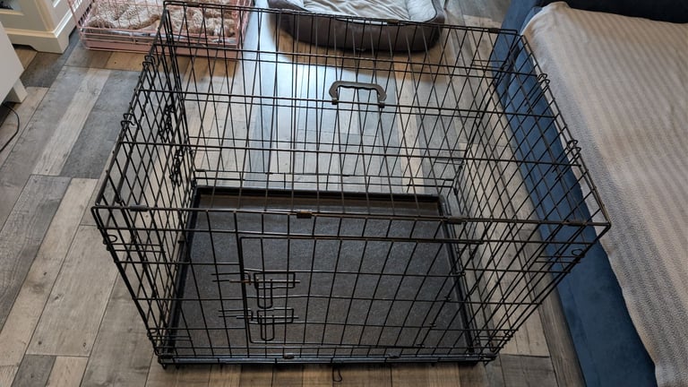 Dog crate 