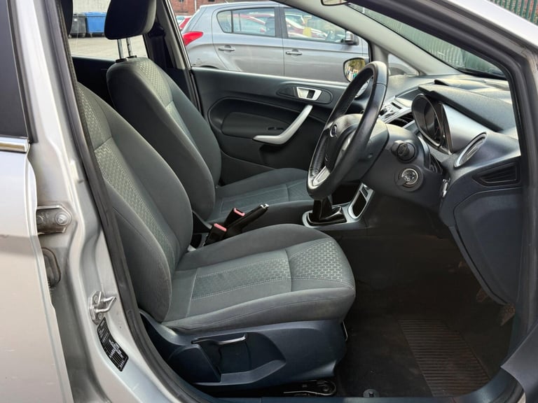 2012 Ford Fiesta 1.25 Zetec 5dr HATCHBACK Petrol Manual
