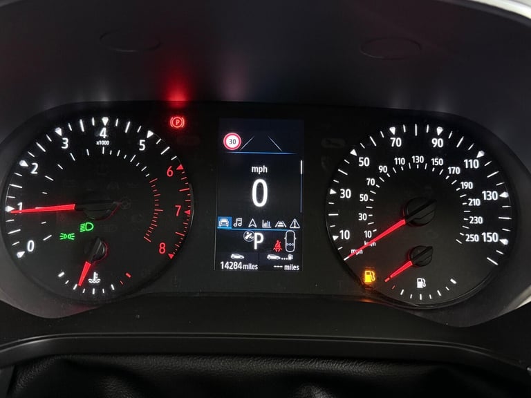 2021 Renault Captur 1.3 TCe Iconic EDC Euro 6 (s/s) 5dr HATCHBACK Petrol Automatic