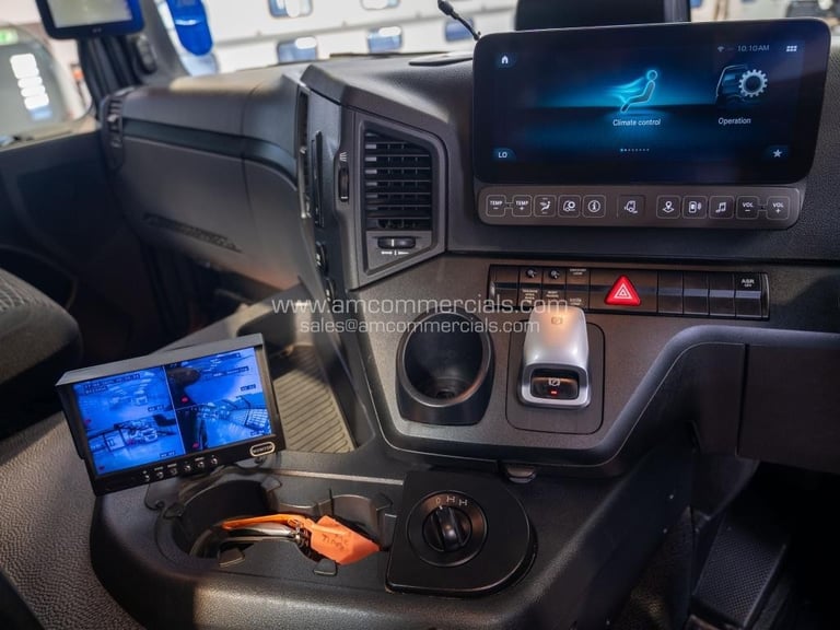 2021 (21) MERCEDES-BENZ AROCS 3240 8X4 TIPPER 32T