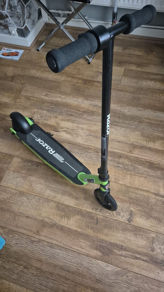 Kids electric scooter 