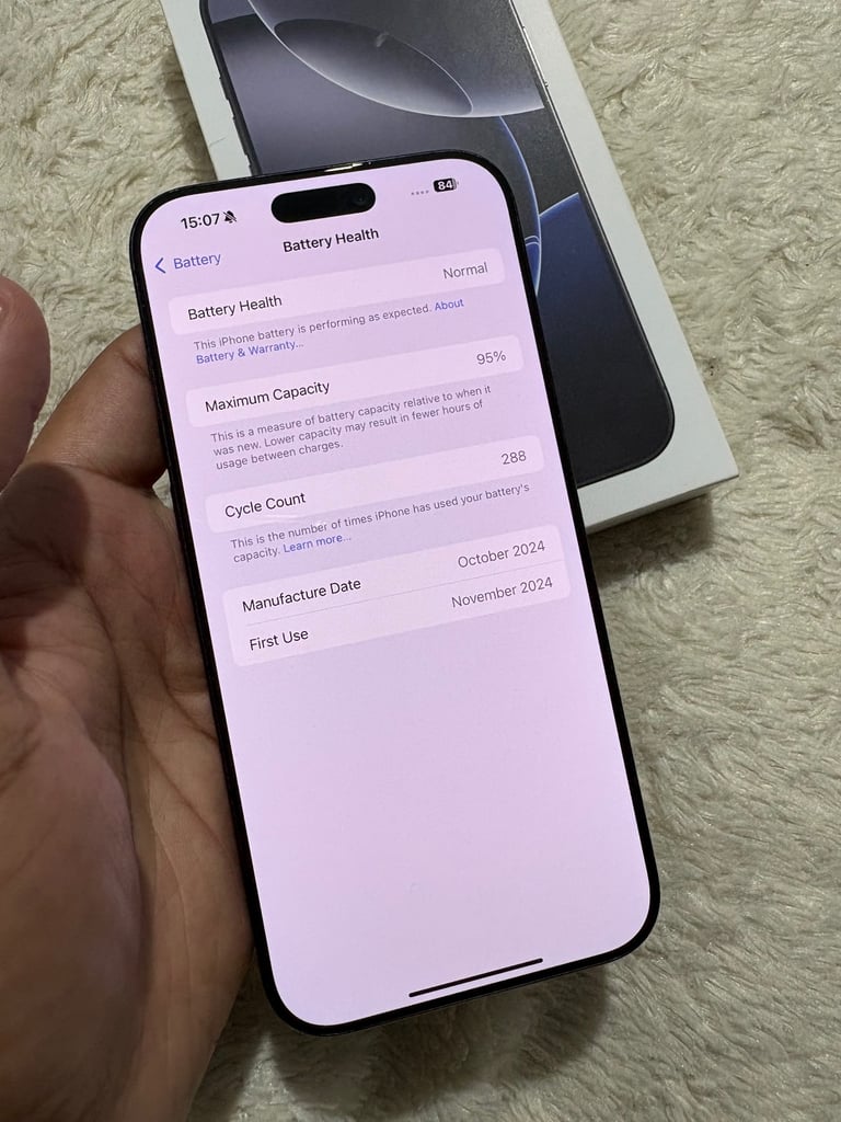 iPhone 16 Pro Max 256gb is in Good Condition 