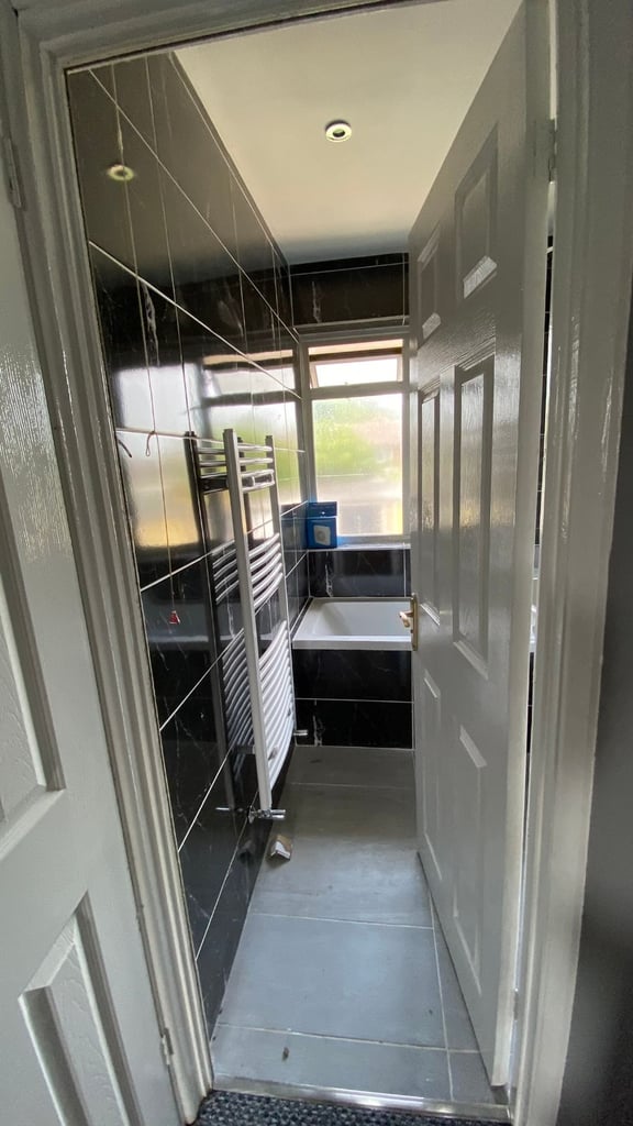 Single & Double Bedroom near Guildford Train station 