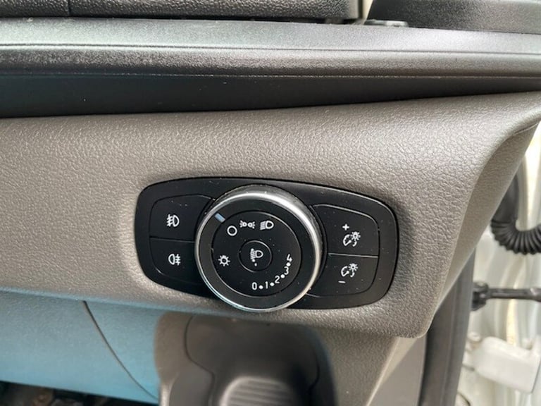 2021 Ford Transit Custom 300 EcoBlue Leader Panel Van Diesel Manual