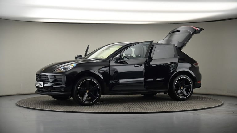 2019 Porsche Macan 2.0T SUV 5dr Petrol PDK 4WD Euro 6 (s/s) (245 ps) SUV Petrol Automatic