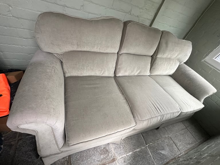 3-seater sofa