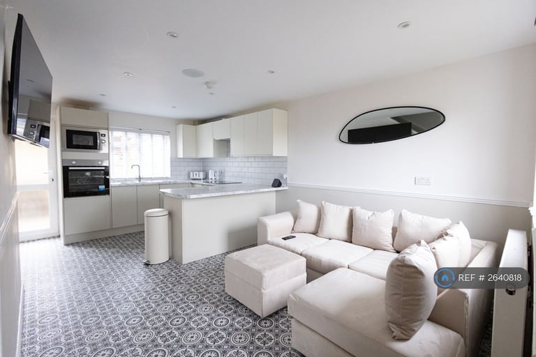 1 bedroom in Hazel Grove, Bath, BA2 (#2640818)