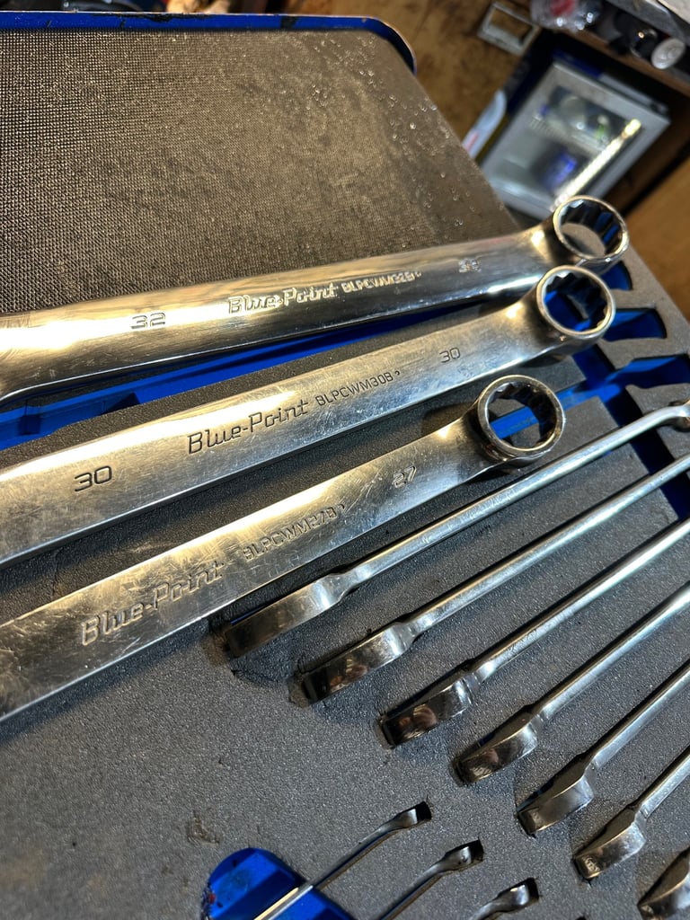 Blue point spanners set 