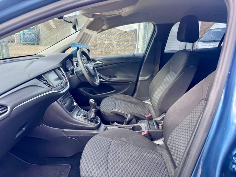 2016 Vauxhall Astra 1.6 CDTi ecoFLEX Design Hatchback 5dr Diesel Manual Euro 6 (s/s) (110 ps) Hat...