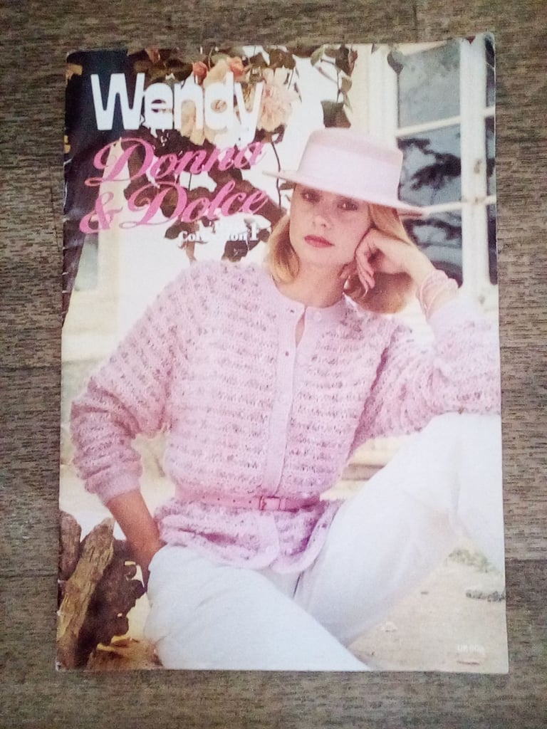 Wendy.   Knitting.   Magazine 