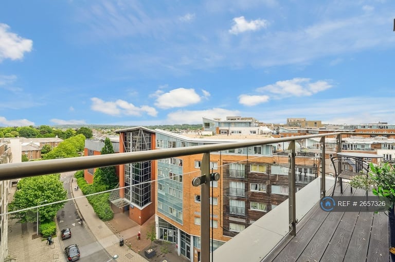 1 bedroom flat in Skerne Road, Kingston Upon Thames, KT2 (1 bed) (#2657326)