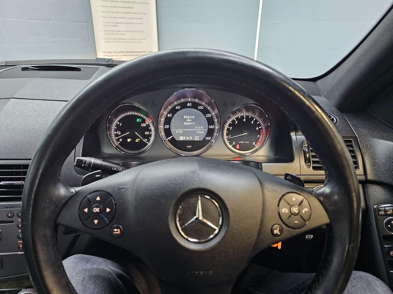 2010 Mercedes-Benz C-Class 1.8 C180 BlueEfficiency Sport Auto Euro 5 4dr SALOON Petrol Automatic