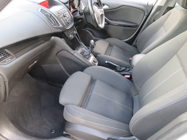 2016 Vauxhall Zafira Tourer 1.4i Turbo SRi Euro 6 5dr MPV Petrol Manual