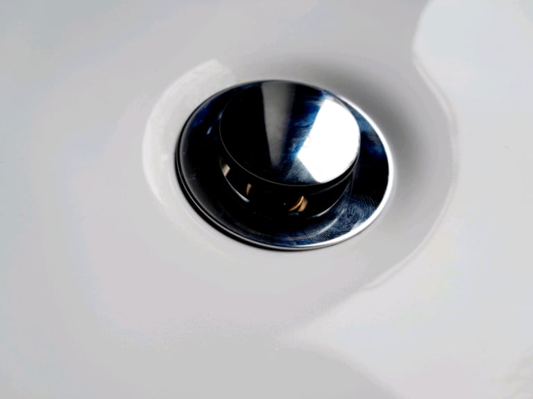 Shallow contemporary bathroom basin 