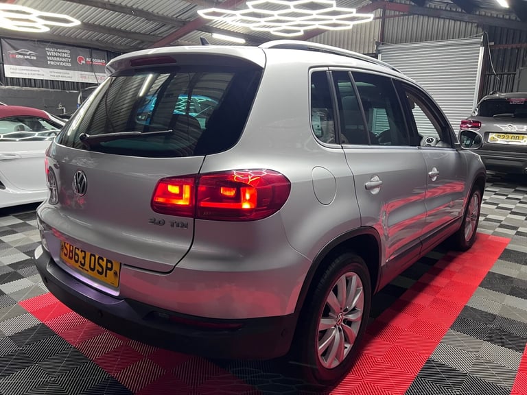 2013 Volkswagen Tiguan 2.0 TDi BlueMotion Tech Match 5dr ESTATE Diesel Manual