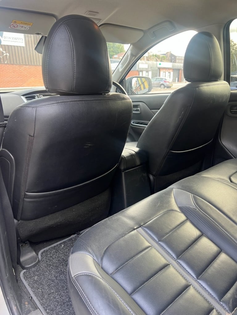 2016 Mitsubishi L200 2.4 DI-D DC Barbarian Pickup Double Cab 4dr Diesel Auto 4WD Euro 5 (178 ps) ...