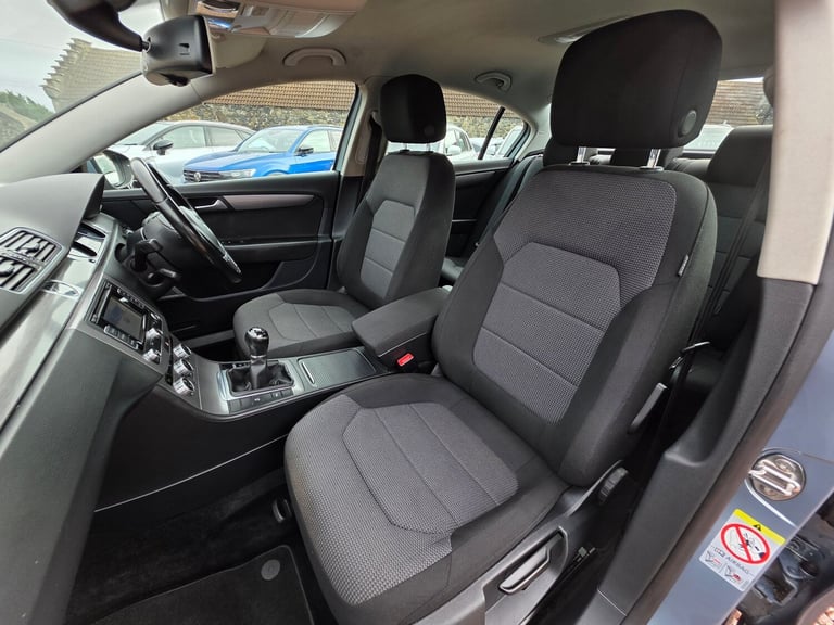 2013 Volkswagen Passat 2.0 TDI Bluemotion Tech Highline 4dr SALOON DIESEL Manual