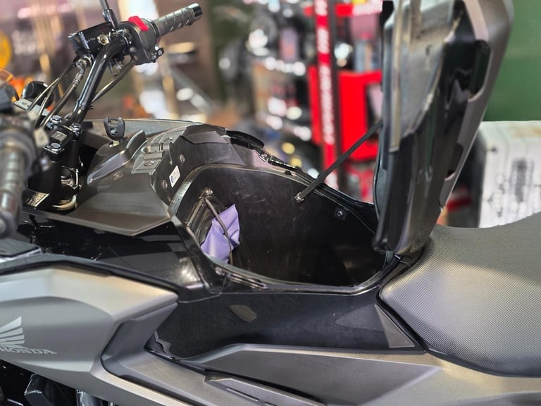 2021 HONDA NC 750 XA-L 6,500 MILE'S 