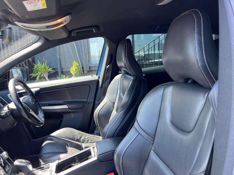 2014 Volvo XC60 2.0 D4 R-Design Lux Nav SUV 5dr Diesel Geartronic Euro 6 (s/s) (181 ps) ESTATE Di...