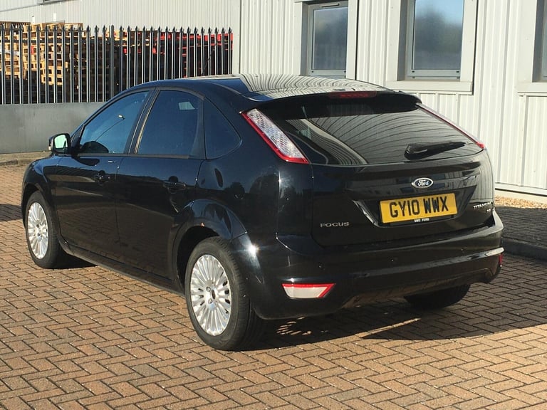 2010 Ford Focus 1.6 Titanium 5dr HATCHBACK Petrol Automatic