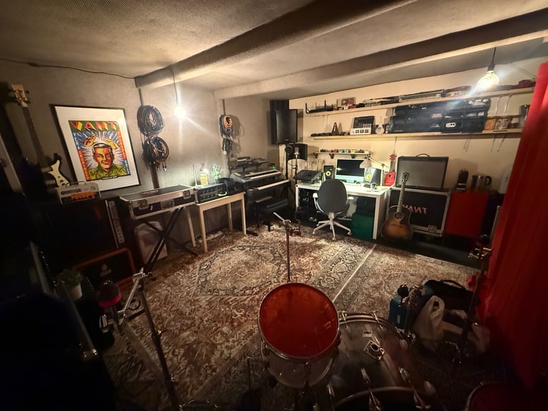 *NEWLY RENNOVATED* *LAST SLOT* Music Recording Studio / Rehearsal Space