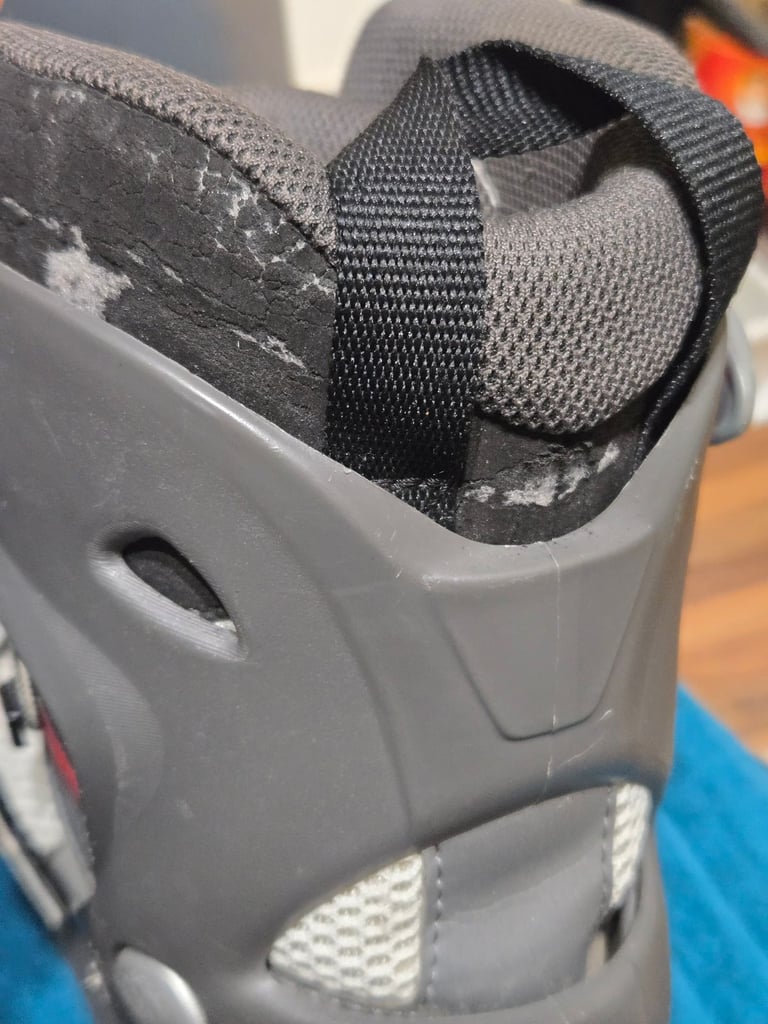 Decathlon UK6 Black Grey Inline Skates with Lemonade Bag and Protection Gear