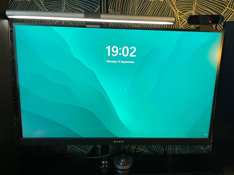 image for Omen 27i QHD monitor 165hz 1ms