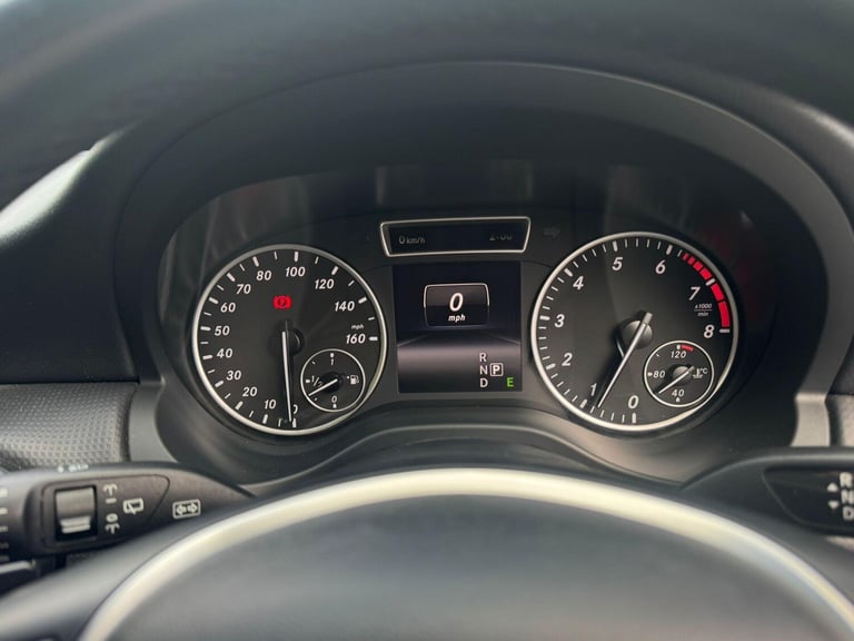 2015 Mercedes-Benz A-Class A180 SE 5dr Auto HATCHBACK PETROL Automatic