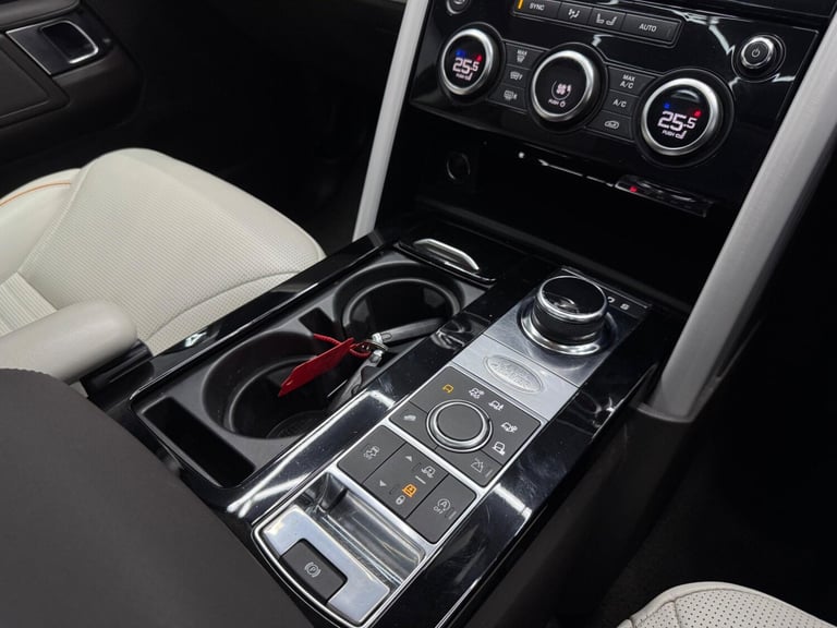 2018 Land Rover Discovery 2.0 SD4 HSE Auto 4WD Euro 6 (s/s) 5dr ESTATE Diesel Automatic