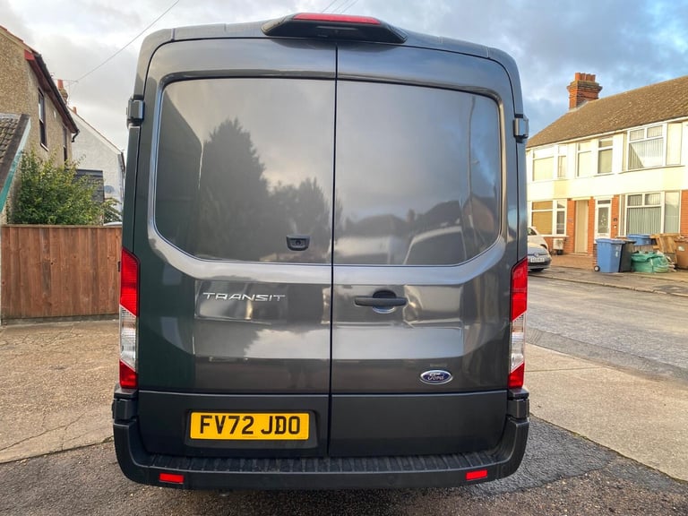 FORD TRANSIT 2.0 Transit Limited Van 350 L2 2.0L EcoBlue 130PS FWD 6 Speed