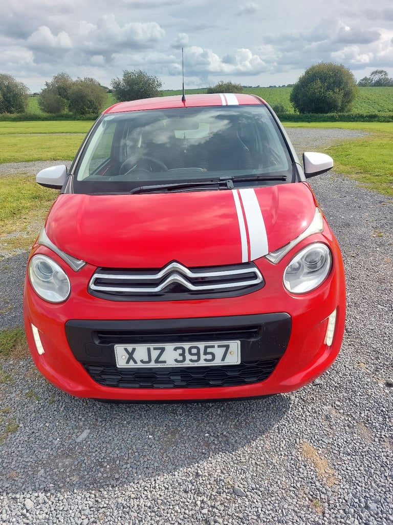 2015 CITROEN C1 FEEL. 73K MILES. NEW MODEL. £20 ROAD TAX. 3 MONTHS WARRANTY.